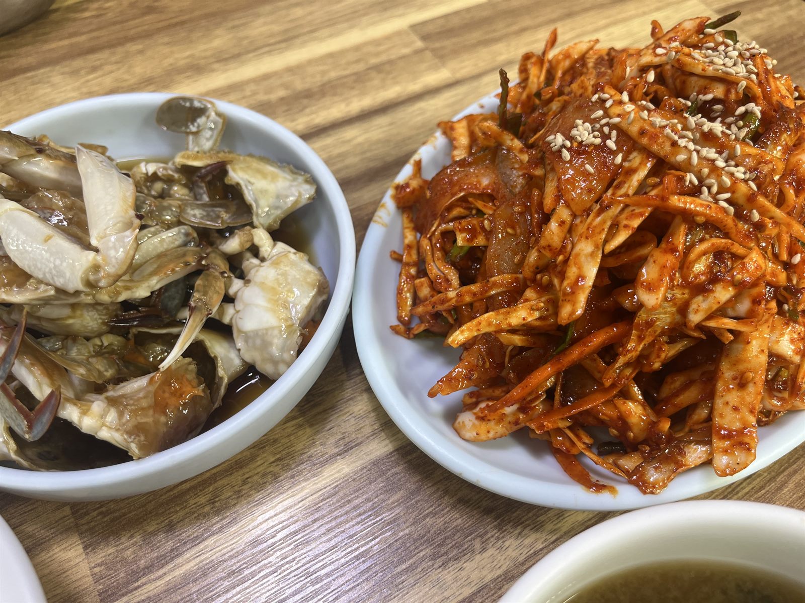 오성식당 — 인천 연안부두 밴댕이회무침, 밥에 비벼야 완성됩니다