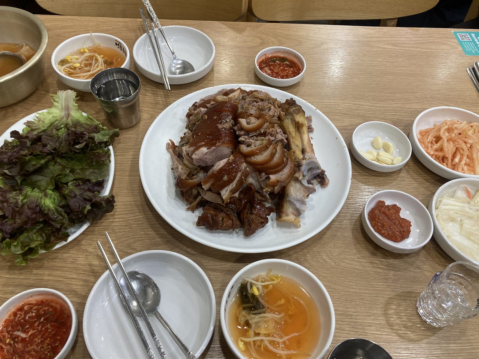 영동족발 — 강남권에서 먹어본 족발 중 단연, 쫀쫀하고 야들야들한 식감